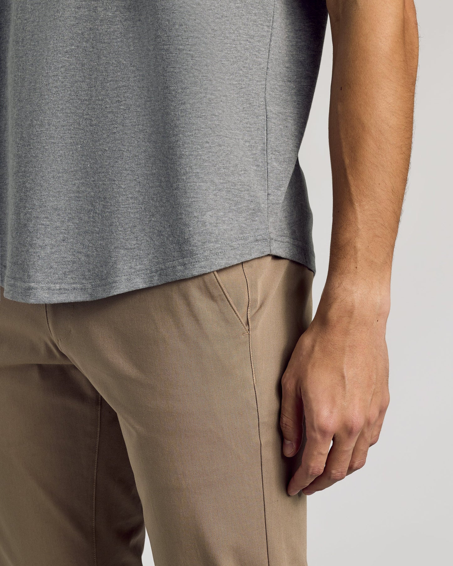 Heather Gray Curved Hem Classic Crew Neck