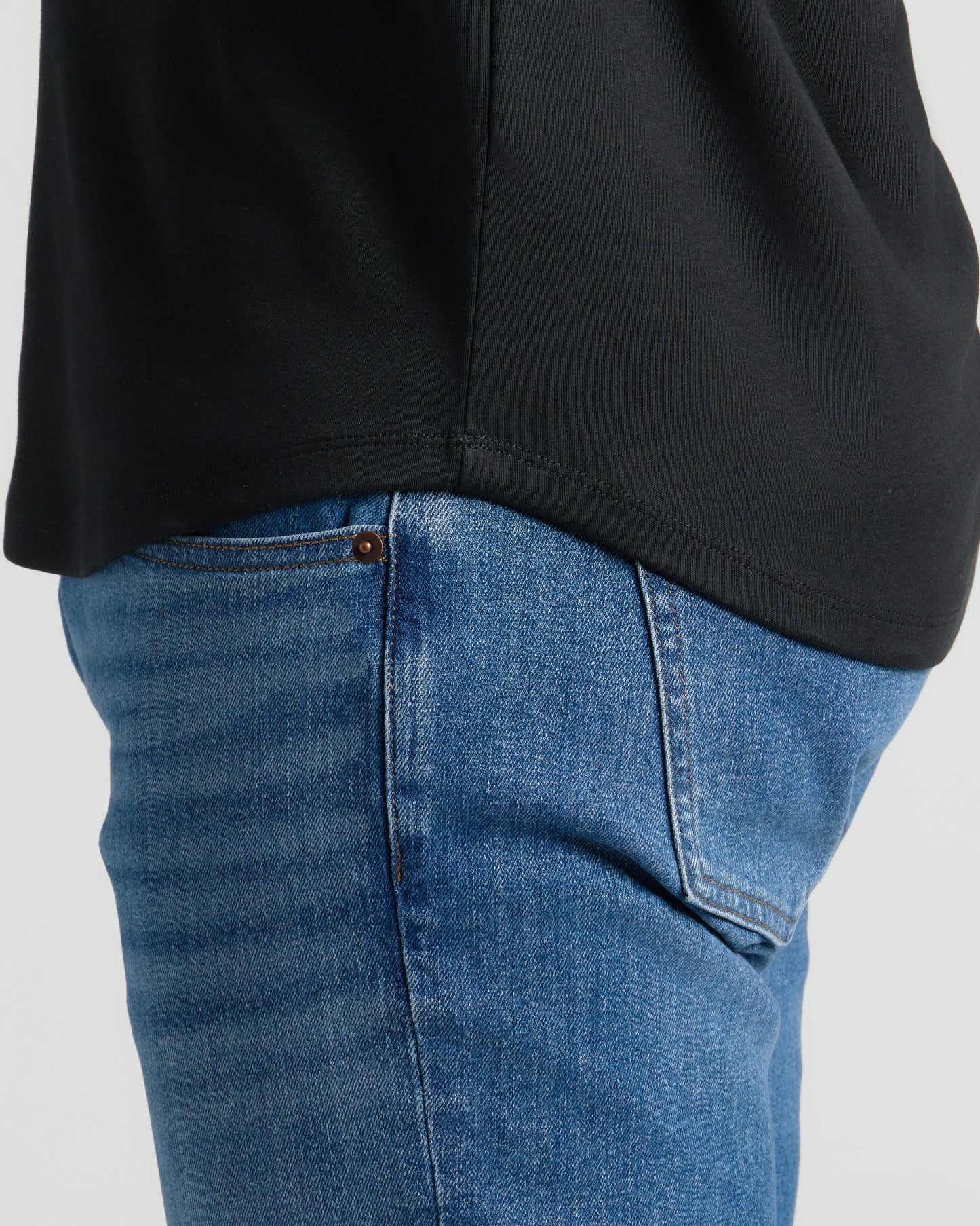 Black Premium Pima Crew Curved Hem