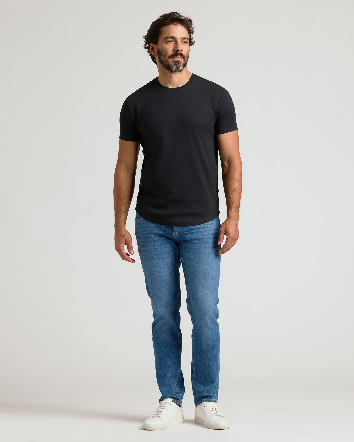 Black Premium Pima Crew Curved Hem
