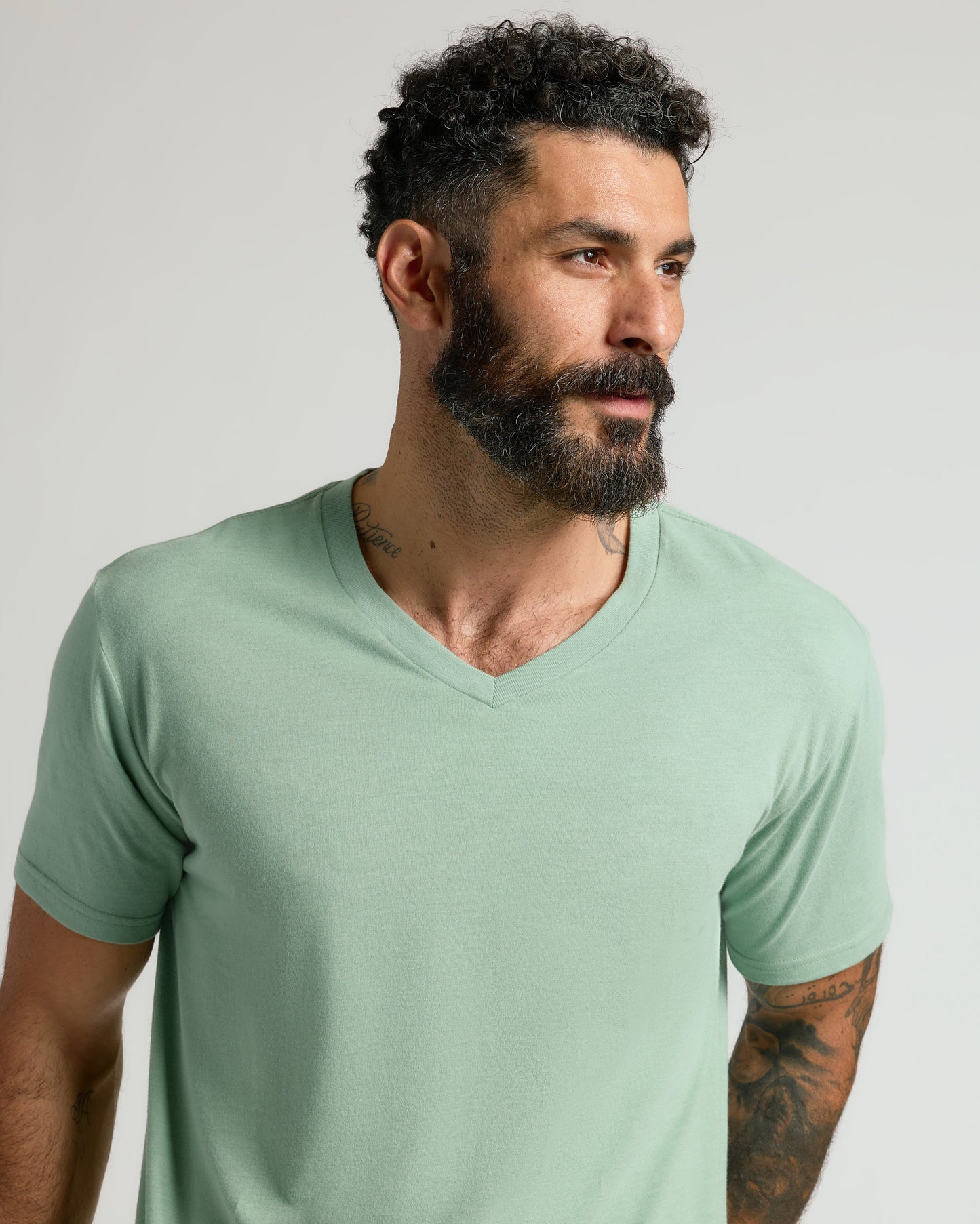Seasonal Classic V-Neck 6-Pack
