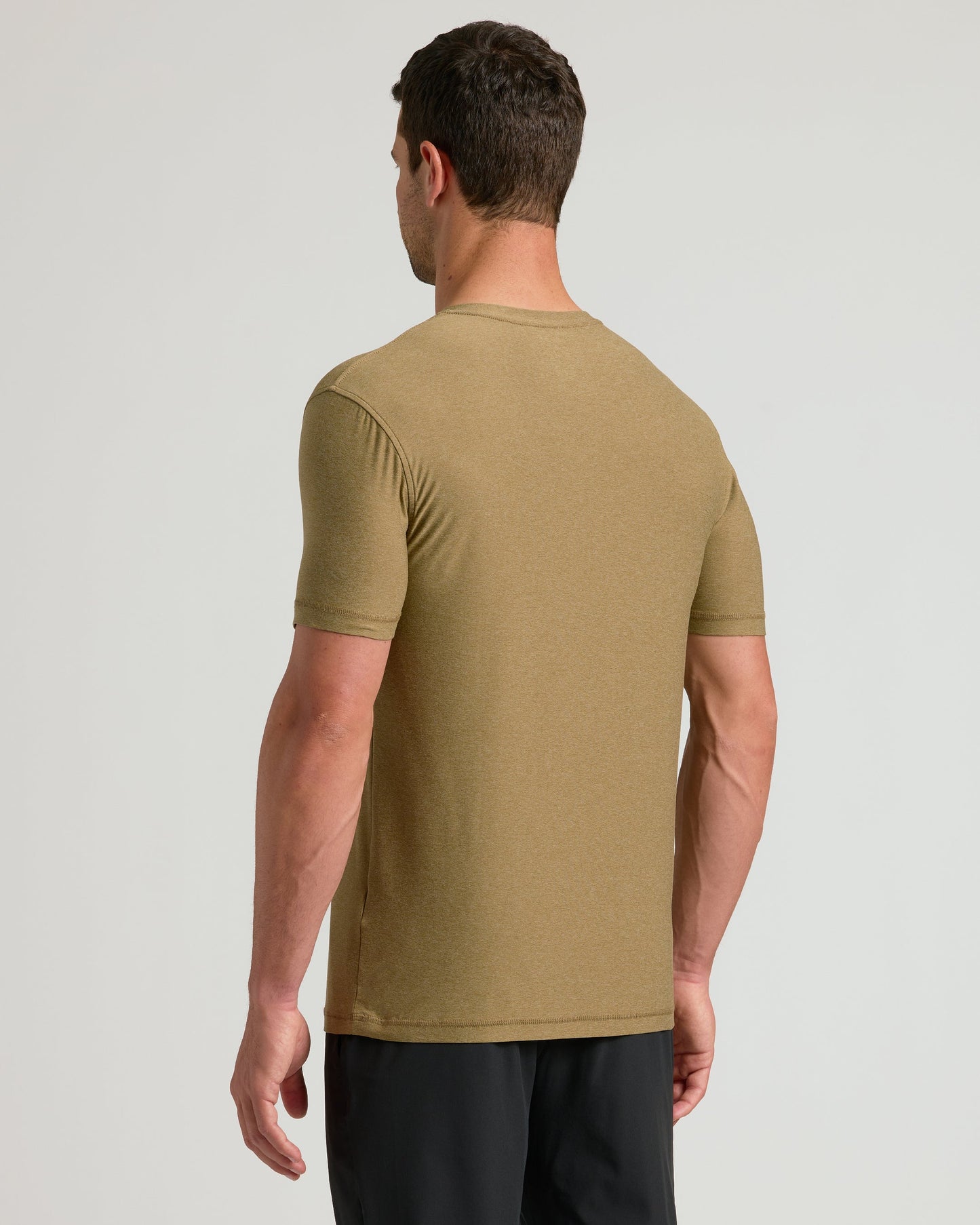 Overland Active V-Neck