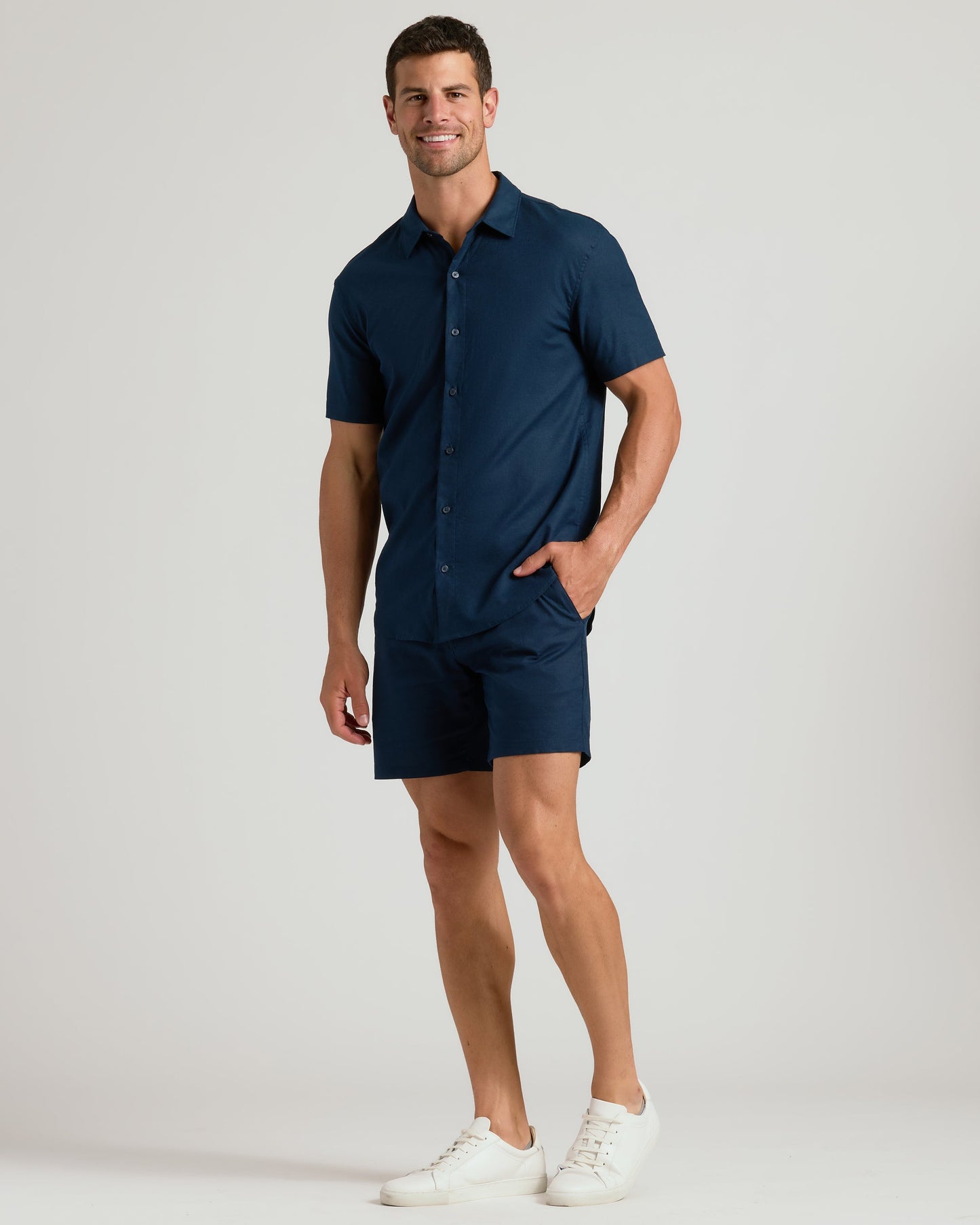 7" Navy Linen Shorts